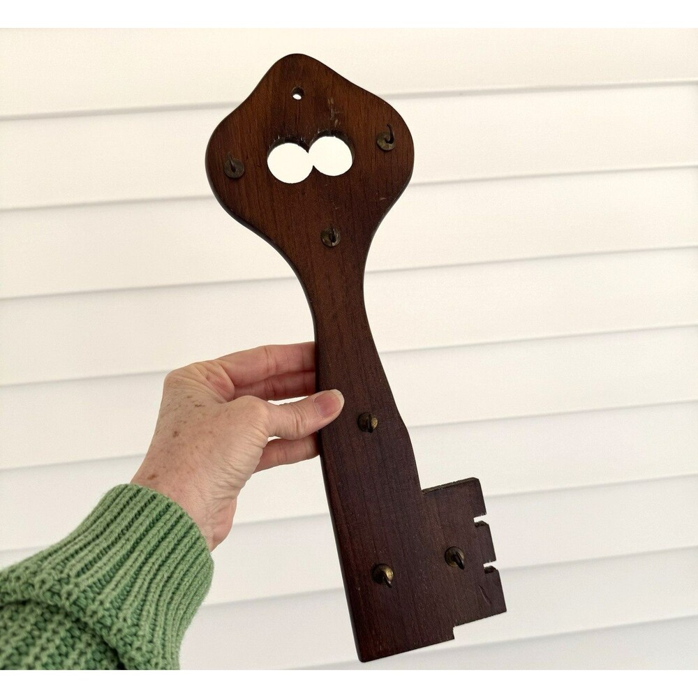 Vtg Wooden Key Rack Holder 6 Hooks Rustic Kitsch Cottagecore Grannycore MCM